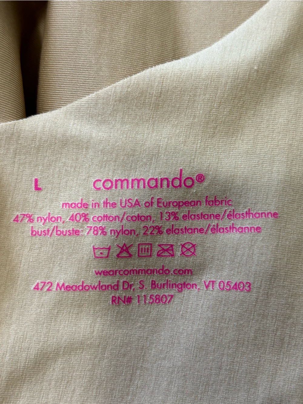Commando Two-Faced Tech Control Slip - Picture 5 of 6